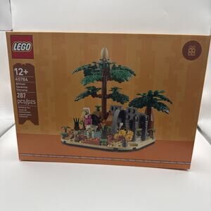 LEGO (40784) African Savanna Diorama - Limited Edition! Retired!
